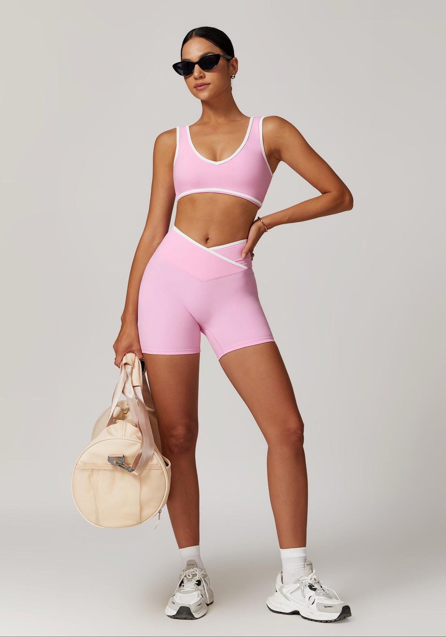 V Short Set